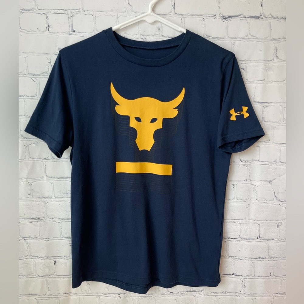 Under Armour Project Rock Brahma Bull size XL navy blue with gold logo